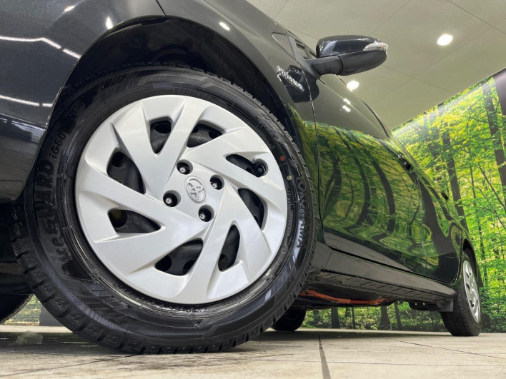 2017 Toyota Aqua DAA-NHP10 (UW-6a1904b85d670)[5]