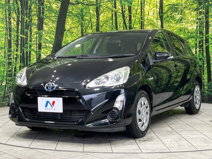 2017 Toyota Aqua DAA-NHP10 (UW-6a1904b85d670)[14]