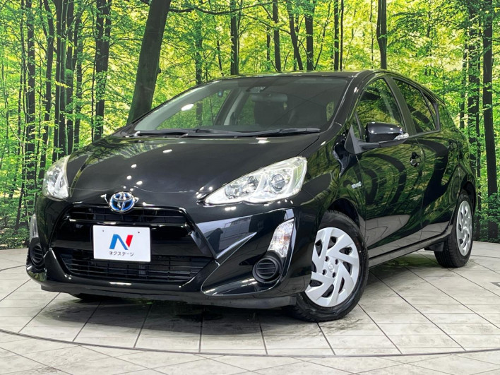2017 Toyota Aqua DAA-NHP10 (UW-6a1904b85d670)[0]