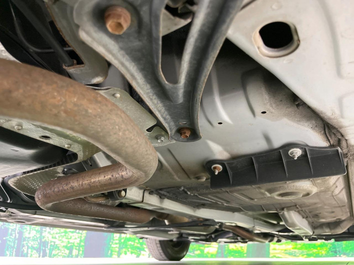 2016 Toyota Vitz DBA-NSP130 (UW-6a1904bedd6a2)[19]