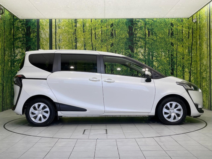 2015 Toyota Sienta DBA-NSP170G (UW-6a1904bf2934a)[9]