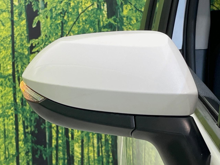 2015 Toyota Sienta DBA-NSP170G (UW-6a1904bf2934a)[15]