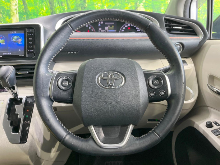 2016 Toyota Sienta DBA-NSP170G (UW-6a1904bf9db78)[28]