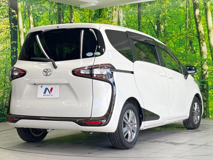 2016 Toyota Sienta DBA-NSP170G (UW-6a1904bf9db78)[8]