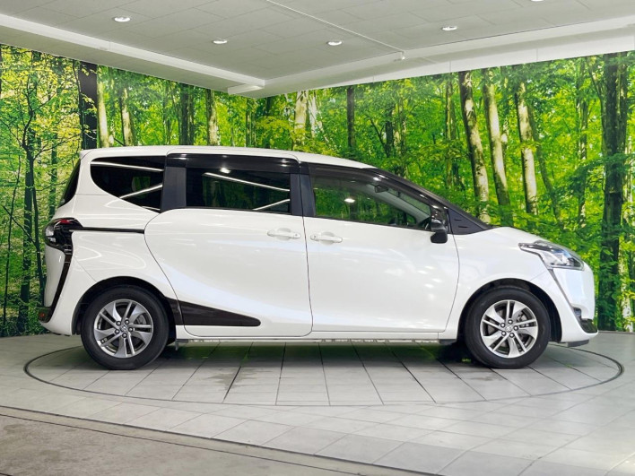 2016 Toyota Sienta DBA-NSP170G (UW-6a1904bf9db78)[9]