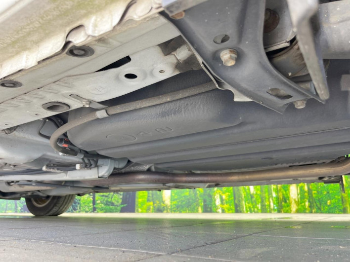 2016 Toyota Sienta DBA-NSP170G (UW-6a1904bf9db78)[22]