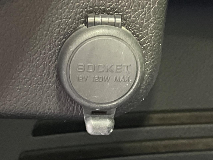 2010 Nissan X-Trail DBA-NT31 (UW-6a1904c287573)[25]