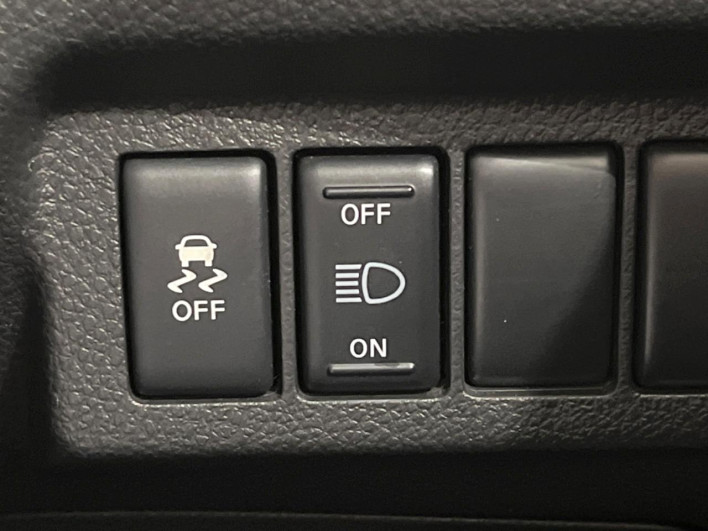 2012 Nissan X-Trail DBA-NT31 (UW-6a1904c2ae191)[27]