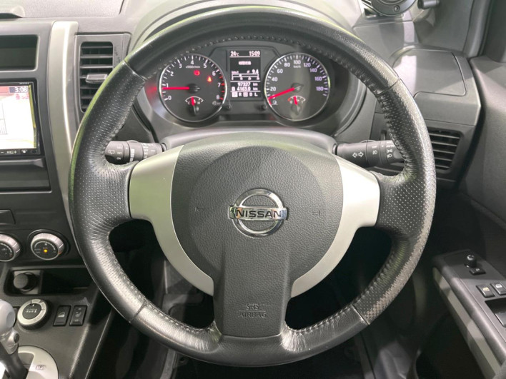 2012 Nissan X-Trail DBA-NT31 (UW-6a1904c2ae191)[25]
