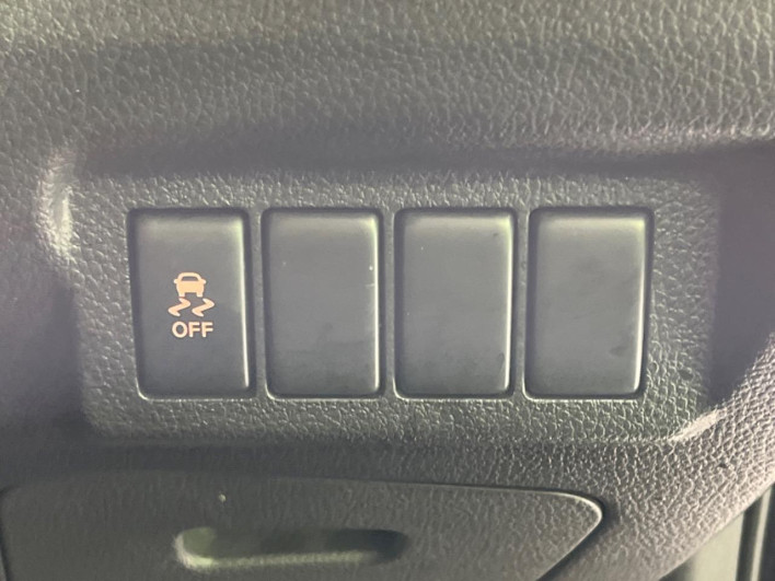 2013 Nissan X-Trail DBA-NT31 (UW-6a1904c2bd0ea)[24]