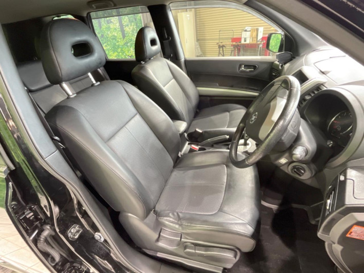 2013 Nissan X-Trail DBA-NT31 (UW-6a1904c2bd0ea)[6]