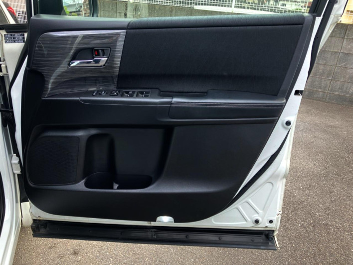 2014 Honda Odyssey DBA-RC1 (UW-6a1904cbb7d4a)[22]