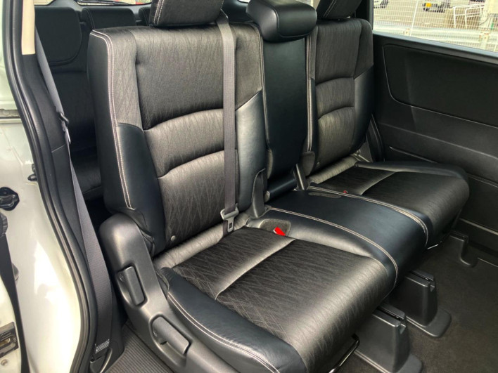 2014 Honda Odyssey DBA-RC1 (UW-6a1904cbb7d4a)[19]