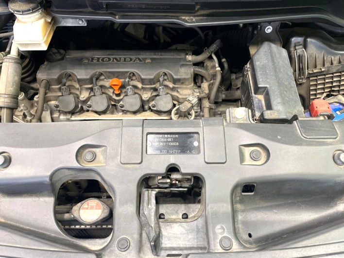 2011 Honda Step Wagon DBA-RK1 (UW-6a1904cdd9648)[5]