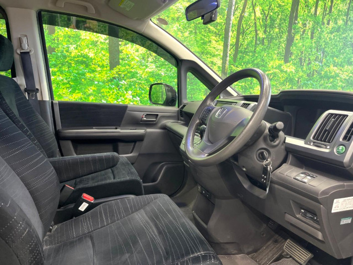 2011 Honda Step Wagon DBA-RK1 (UW-6a1904cdd9648)[8]
