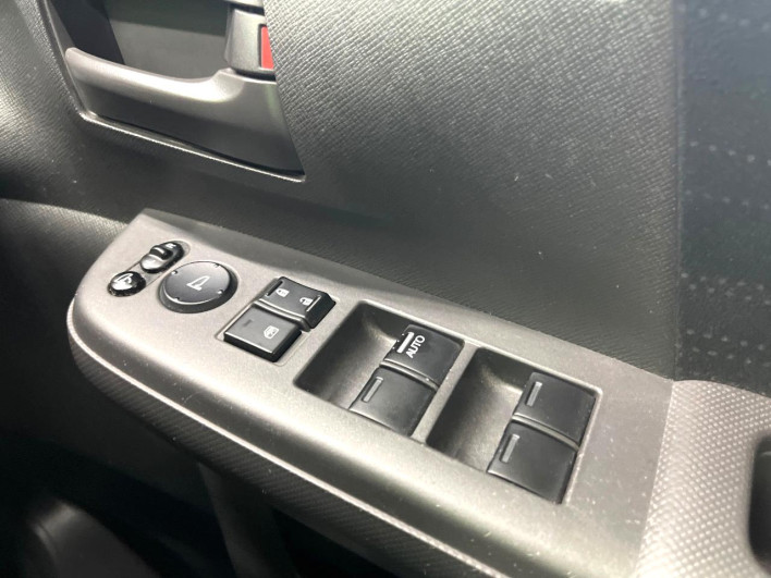 2011 Honda Step Wagon DBA-RK1 (UW-6a1904cdd9648)[24]