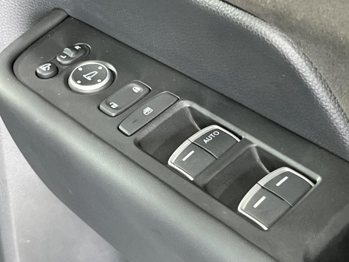 2022 Honda Step Wagon 6AA-RP8 (UW-6a1904d075808)[4]