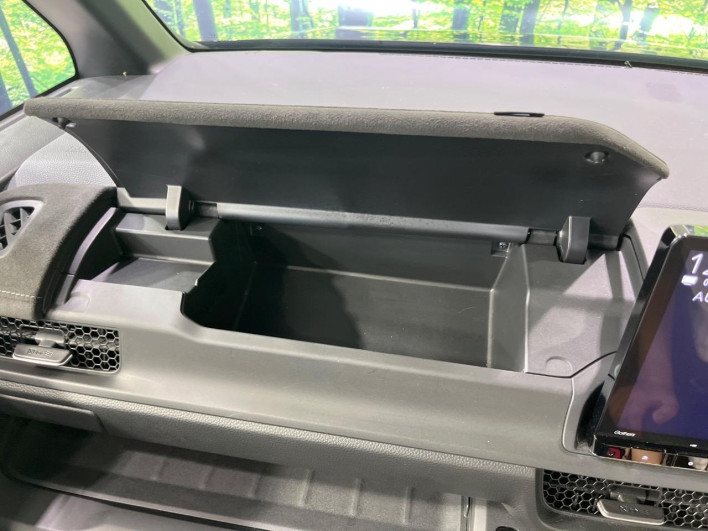 2022 Honda Step Wagon 6AA-RP8 (UW-6a1904d075808)[29]