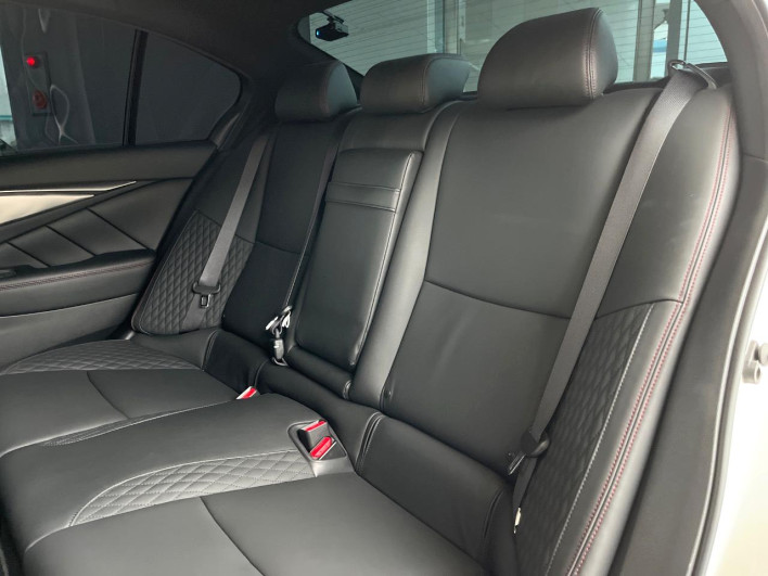 2020 Nissan Skyline 5BA-RV37 (UW-6a1904d454463)[28]