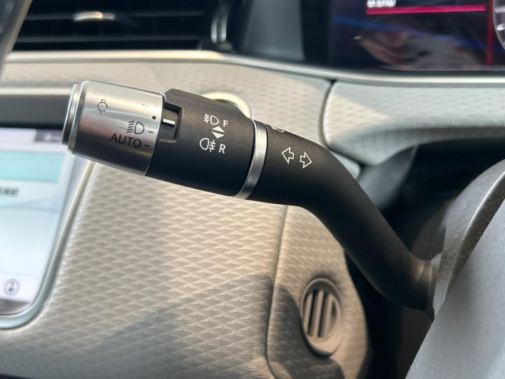2019 Land Rover Range Rover Evoque 3DA-LZ2NA (UW-6a1904e27ba53)[7]