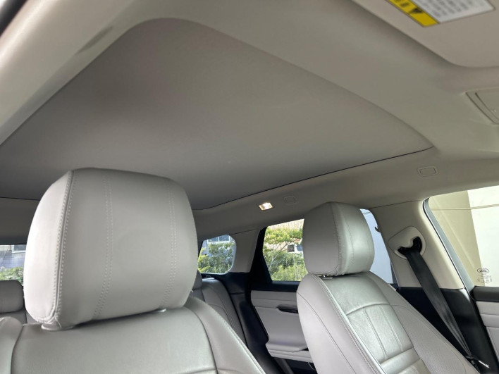 2019 Land Rover Range Rover Evoque 3DA-LZ2NA (UW-6a1904e27ba53)[24]