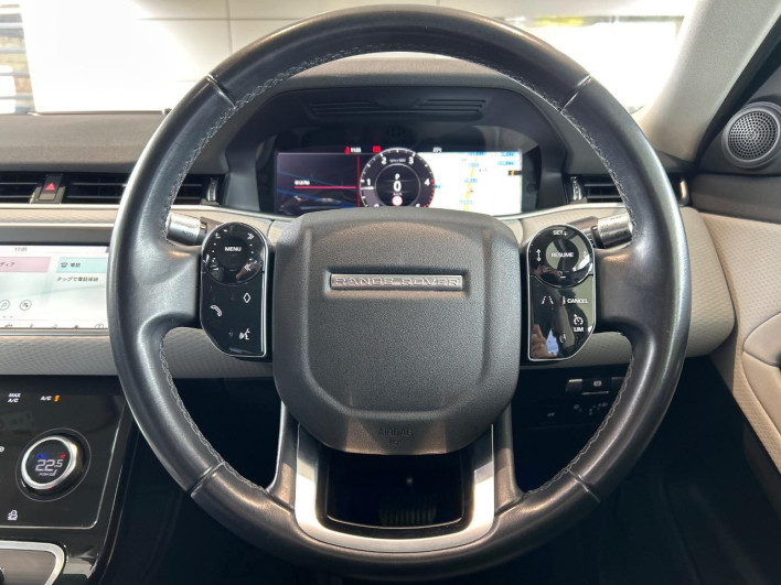 2019 Land Rover Range Rover Evoque 3DA-LZ2NA (UW-6a1904e27ba53)[4]