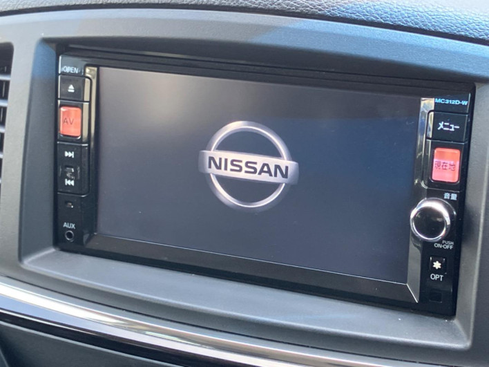 2013 Nissan Elgrand DBA-TE52 (UW-6a1904ec30654)[17]
