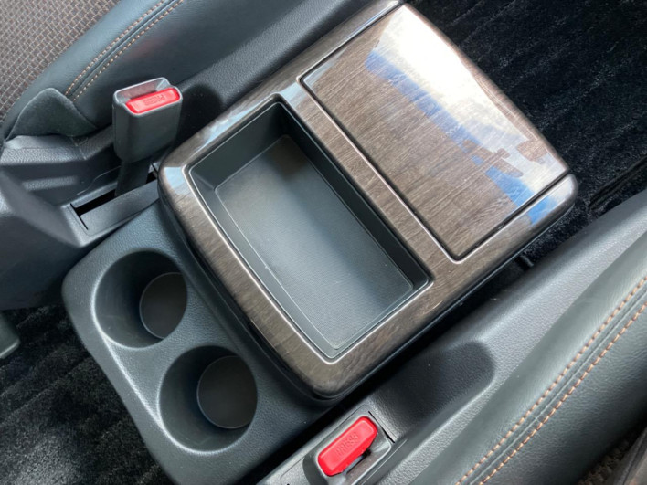2013 Nissan Elgrand DBA-TE52 (UW-6a1904ec30654)[29]