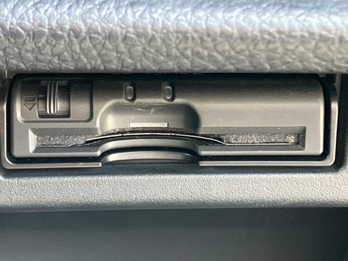2013 Nissan Elgrand DBA-TE52 (UW-6a1904ec30654)[12]
