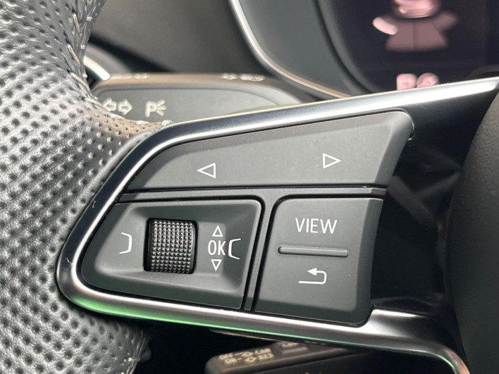 2018 Audi TT Coupe ABA-FVCHHF (UW-6a1904f73dbde)[26]