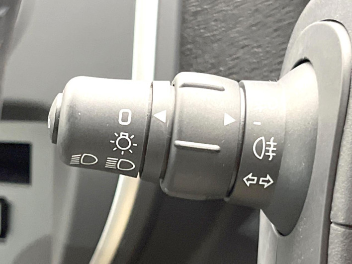 2019 Renault Kangoo ABA-KWH5F1 (UW-6a1904fa7da1c)[23]