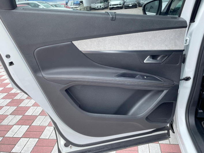 2018 Peugeot 5008 LDA-P87AH01 (UW-6a1904fb537b0)[20]