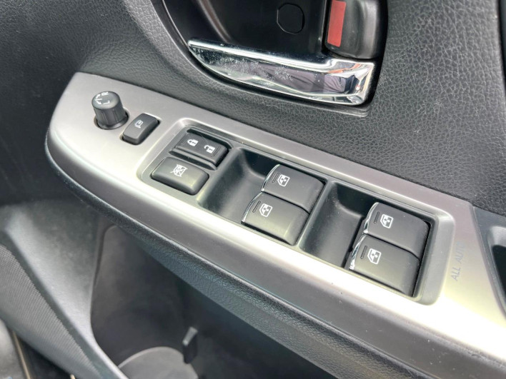 2014 Subaru Levorg DBA-VM4 (UW-6a1904fc5f4eb)[12]