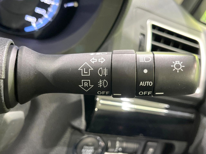 2015 Subaru Levorg DBA-VM4 (UW-6a1904fd78fbf)[20]