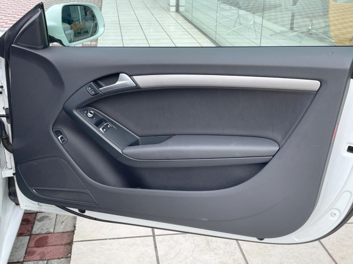 2015 Audi A5 DBA-8TCDNF (UW-6a1905094c7e7)[29]