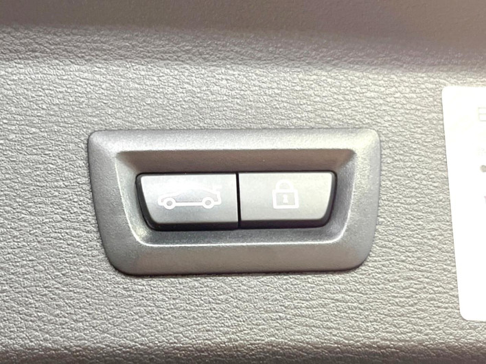 2018 BMW X1 LDA-HT20 (UW-6a19050d773c4)[16]