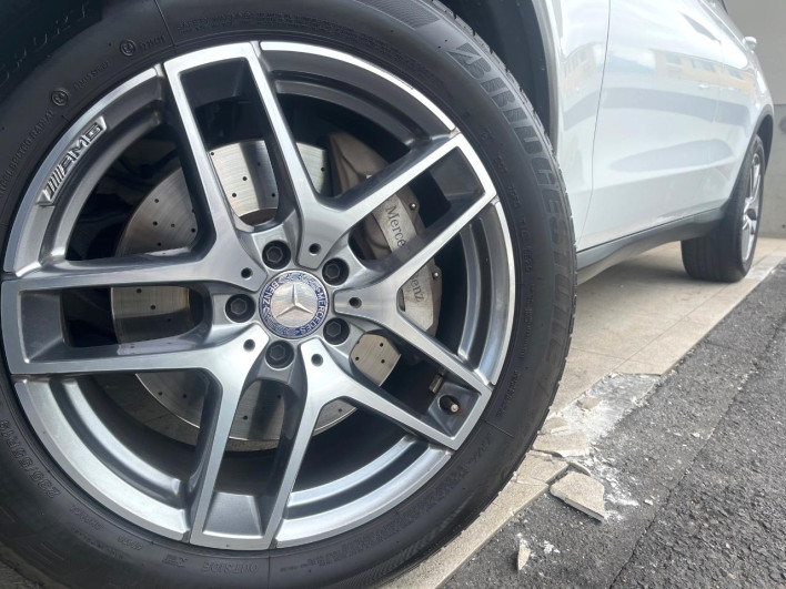 2016 Mercedes Benz GLC DBA-253946C (UW-6a19050f3626b)[4]