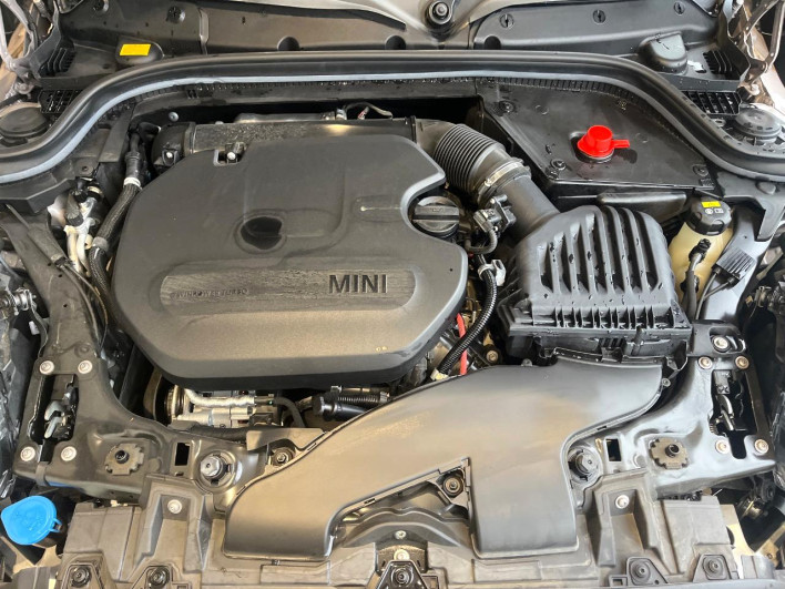 2022 Rover Mini 3DA-XV15MW (UW-6a190512d73fc)[4]