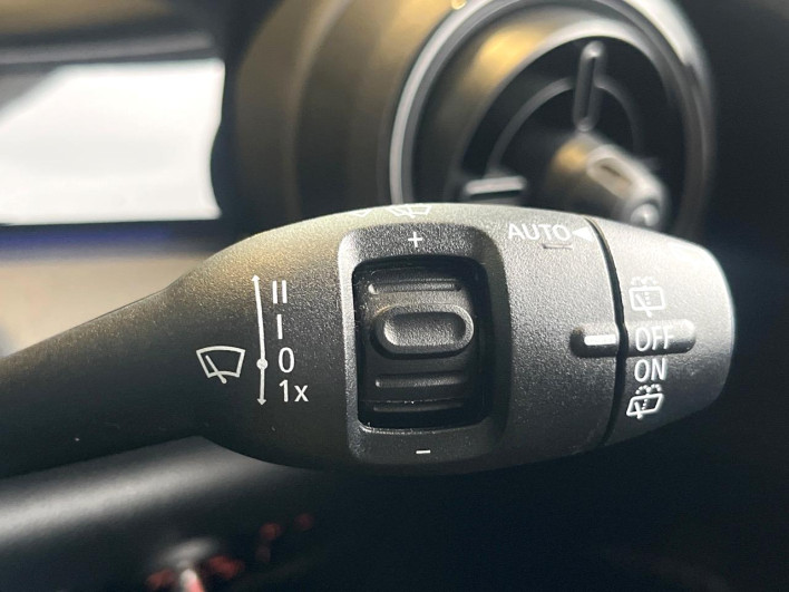 2022 Rover Mini 3DA-XV15MW (UW-6a190512d73fc)[28]
