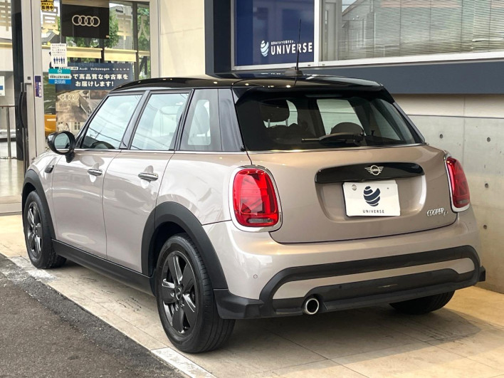 2022 Rover Mini 3DA-XV15MW (UW-6a190512d73fc)[10]