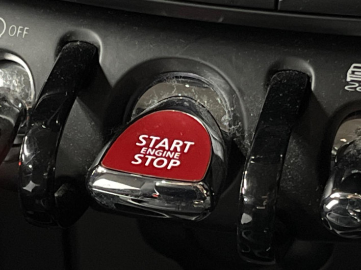 2020 Rover Mini 3BA-XU15MW (UW-6a19051556888)[10]