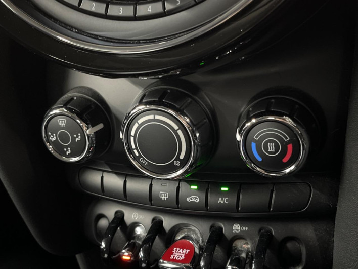 2020 Rover Mini 3BA-XU15MW (UW-6a19051556888)[8]