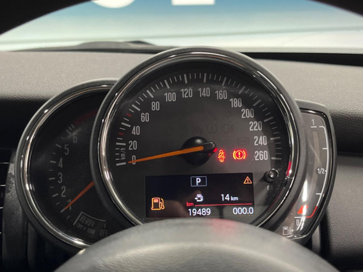 2020 Rover Mini 3BA-XU15MW (UW-6a19051556888)[14]