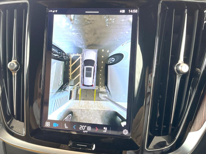 2023 Volvo V60 5AA-ZB420TM (UW-6a19051cb9f02)[27]