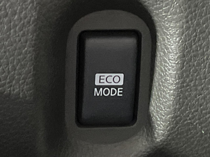 2011 Nissan Cube DBA-Z12 (UW-6a19051dcc944)[8]