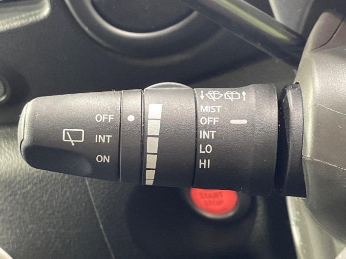 2012 Nissan Cube DBA-Z12 (UW-6a19051e31cc3)[12]