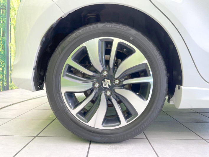 2017 Suzuki Swift DAA-ZC53S (UW-6a190521601bd)[15]