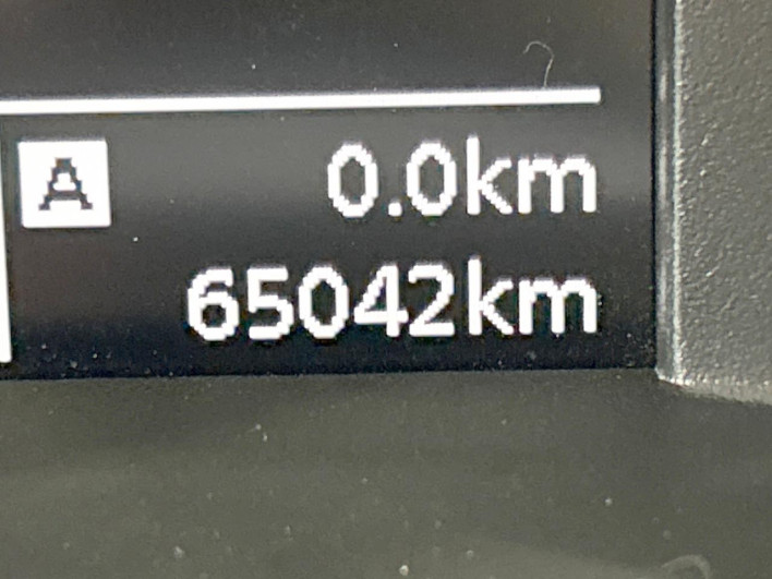 2017 Suzuki Swift DBA-ZC83S (UW-6a1905221a373)[2]