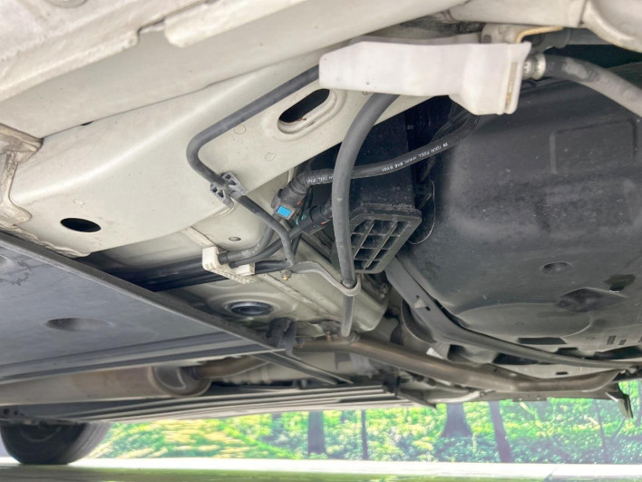 2017 Suzuki Swift DBA-ZC83S (UW-6a1905221a373)[19]