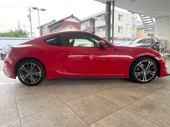 2014 Toyota 86 DBA-ZN6 (UW-6a1905256ecc5)[20]